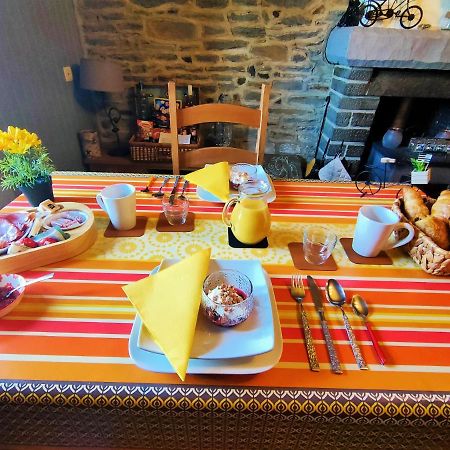 Gouarec Bed & Breakfast Lanrivain Eksteriør billede